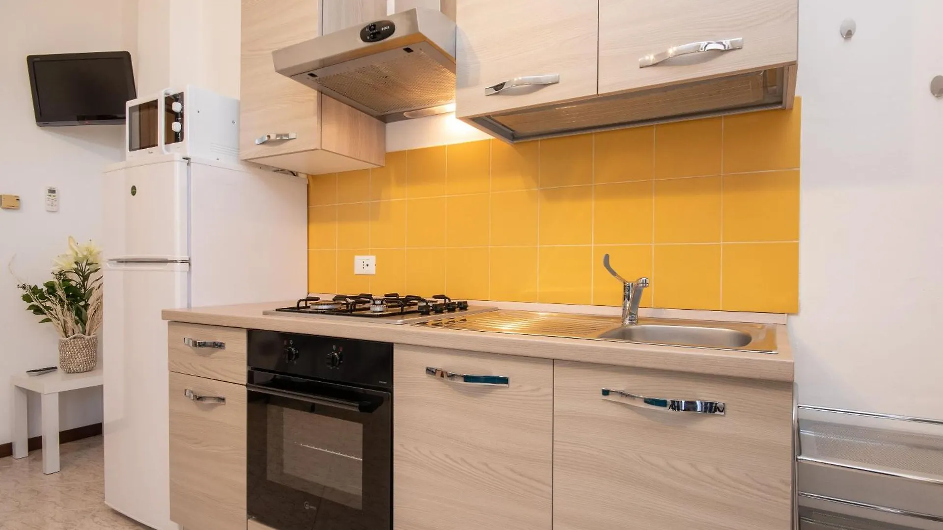 Il Grappolo Monolocale Apartment Sirmione Italy